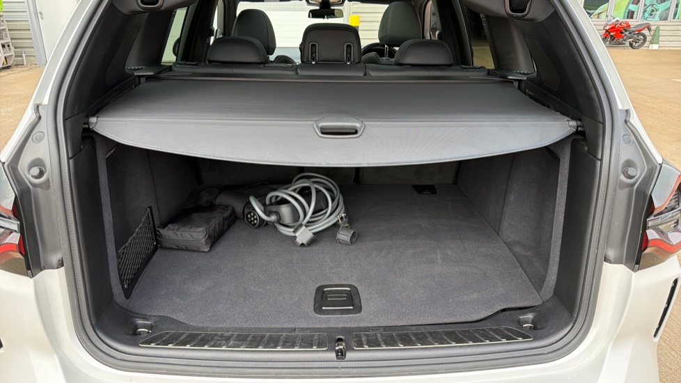 BMW iX3 210kW M Sport Pro 80kWh 5dr Auto Electric Estate - Image 13