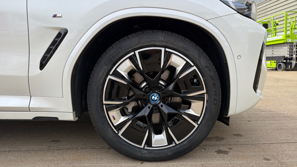 BMW iX3 210kW M Sport Pro 80kWh 5dr Auto Electric Estate - Image 14
