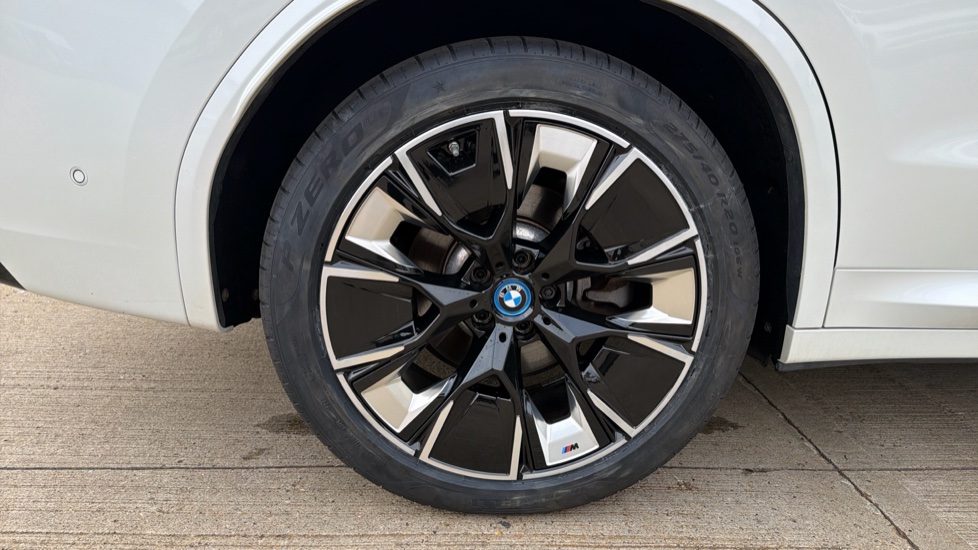 BMW iX3 210kW M Sport Pro 80kWh 5dr Auto Electric Estate - Image 32