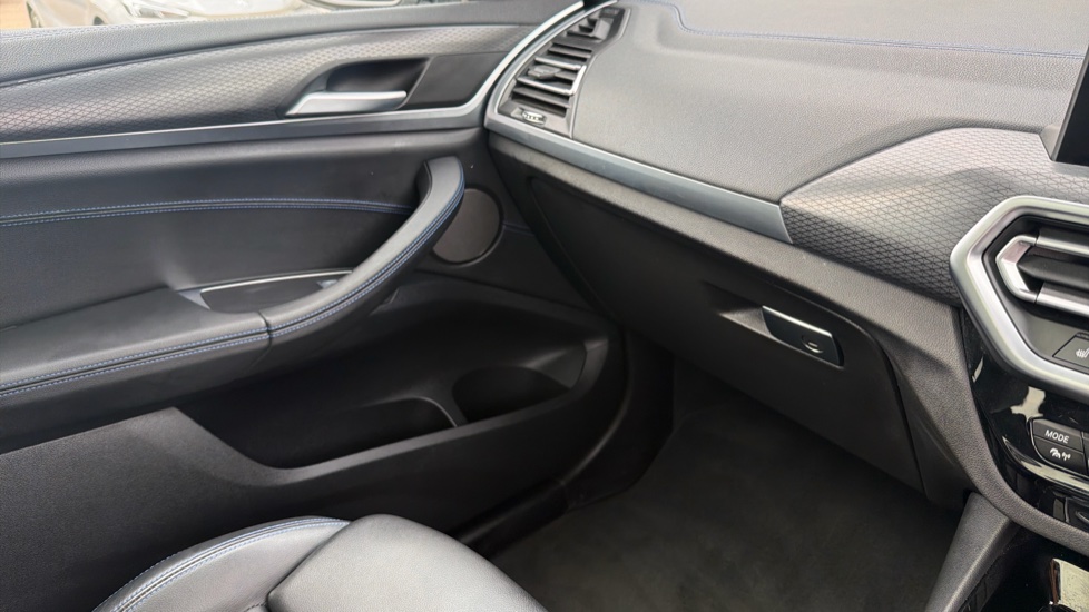 BMW iX3 210kW M Sport Pro 80kWh 5dr Auto Electric Estate - Image 51