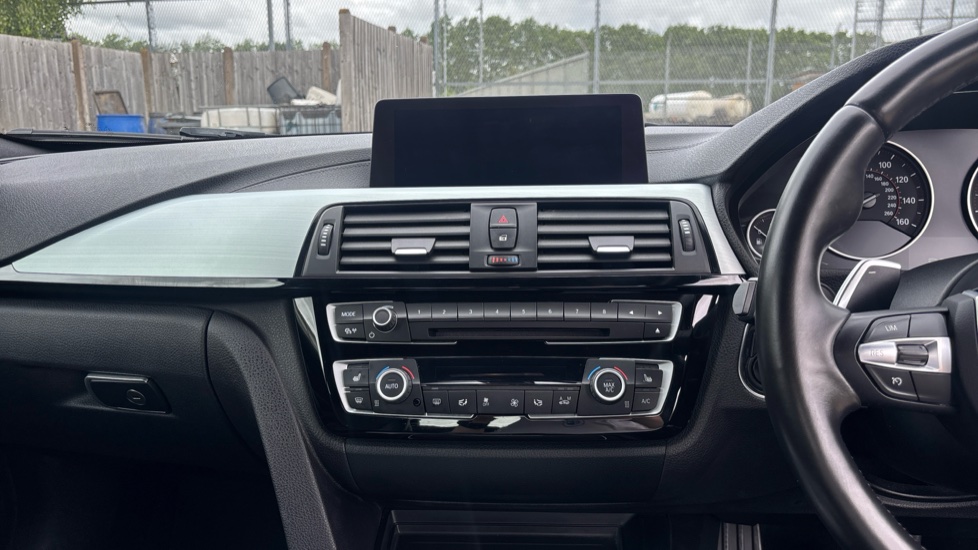 BMW 4 Series 420d [190] M Sport 2dr Auto [Professional Media] Diesel Coupe - Image 8