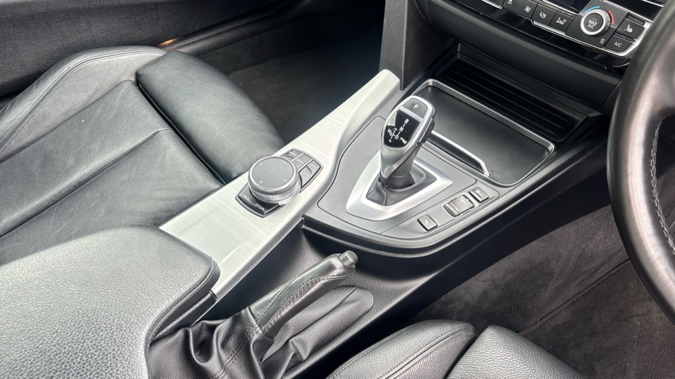 BMW 4 Series 420d [190] M Sport 2dr Auto [Professional Media] Diesel Coupe - Image 10