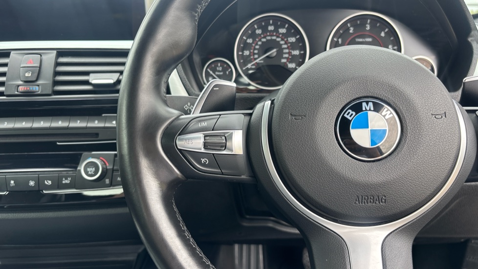 BMW 4 Series 420d [190] M Sport 2dr Auto [Professional Media] Diesel Coupe - Image 17