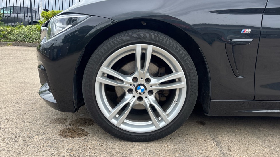 BMW 4 Series 420d [190] M Sport 2dr Auto [Professional Media] Diesel Coupe - Image 31