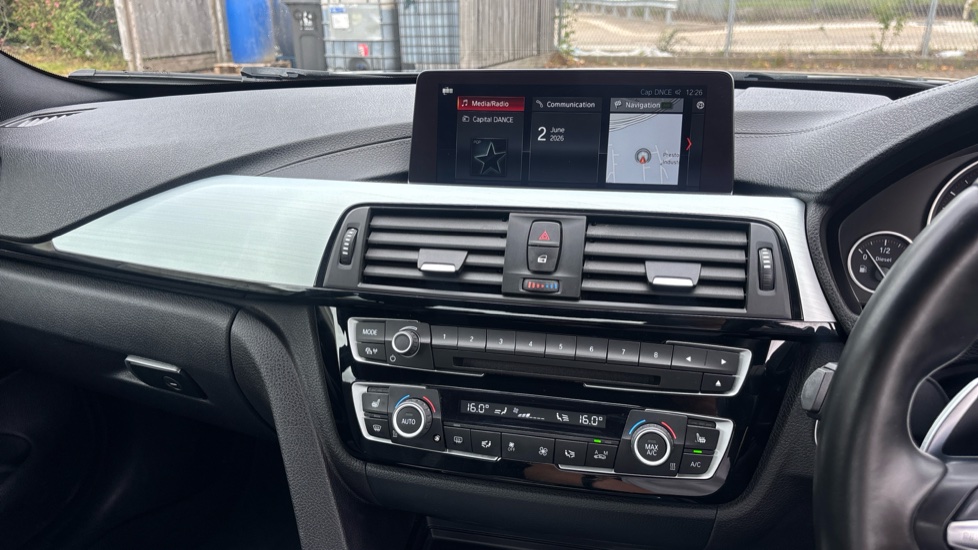 BMW 4 Series 420d [190] M Sport 2dr Auto [Professional Media] Diesel Coupe - Image 40