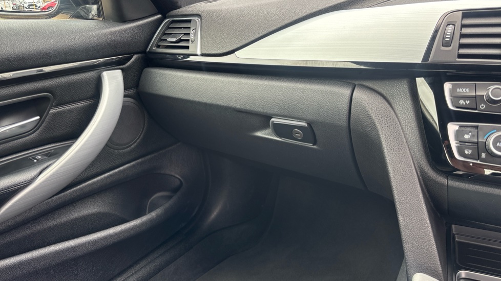 BMW 4 Series 420d [190] M Sport 2dr Auto [Professional Media] Diesel Coupe - Image 50