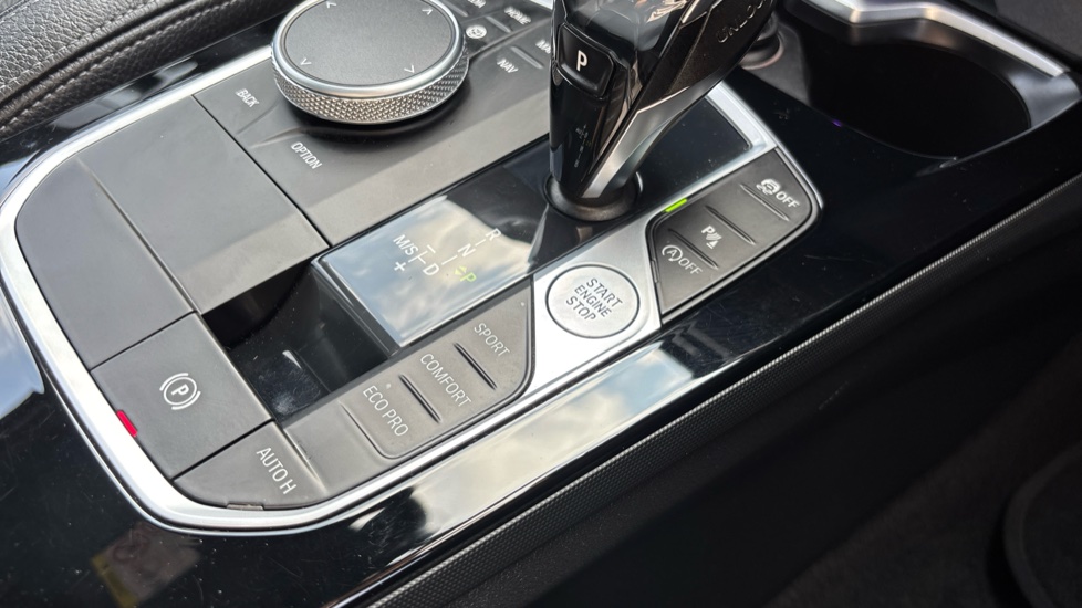 BMW 1 Series M135i xDrive 5dr Step Auto Petrol Hatchback - Image 19