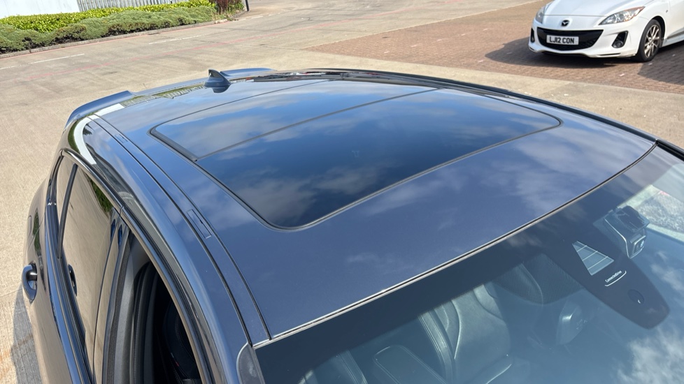 BMW 1 Series M135i xDrive 5dr Step Auto Petrol Hatchback - Image 21