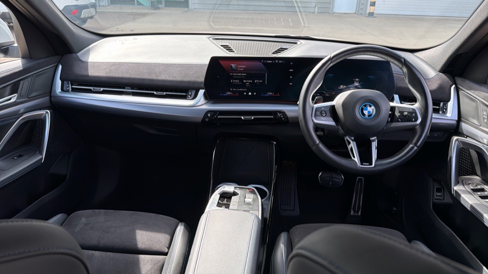 BMW iX2 150kW eDrive20 M Sport 65kWh 5dr Auto Electric Hatchback - Image 4