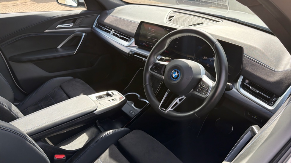 BMW iX2 150kW eDrive20 M Sport 65kWh 5dr Auto Electric Hatchback - Image 6