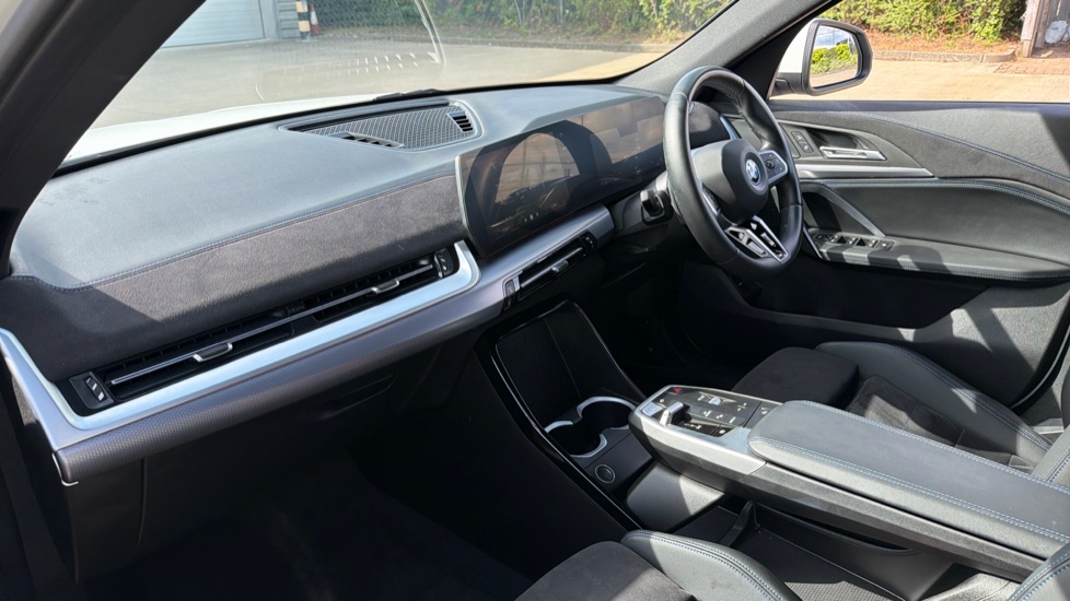 BMW iX2 150kW eDrive20 M Sport 65kWh 5dr Auto Electric Hatchback - Image 7