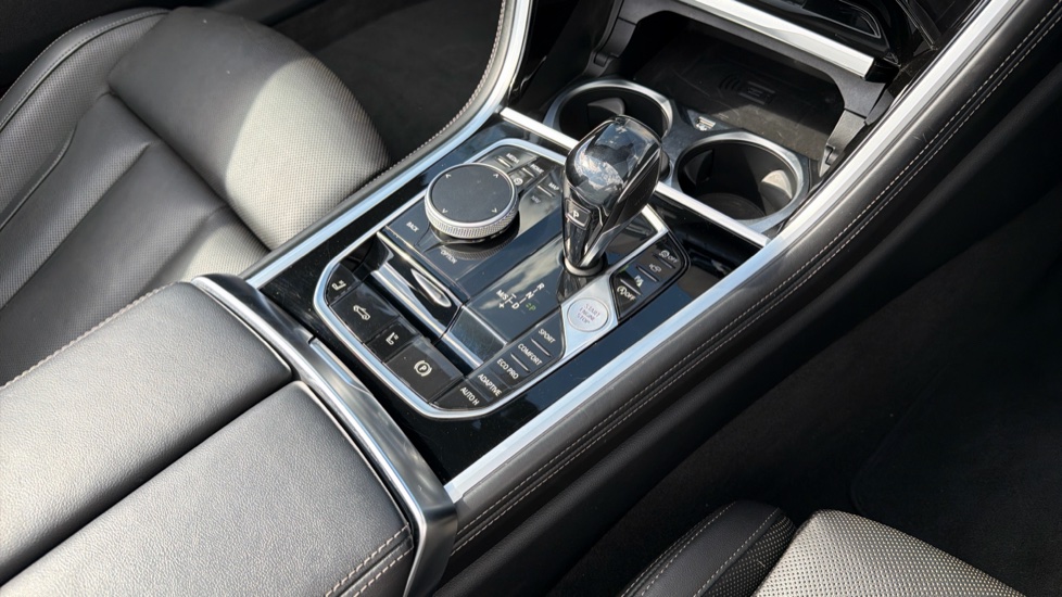BMW 8 Series 840i sDrive 2dr Auto Petrol Convertible - Image 10