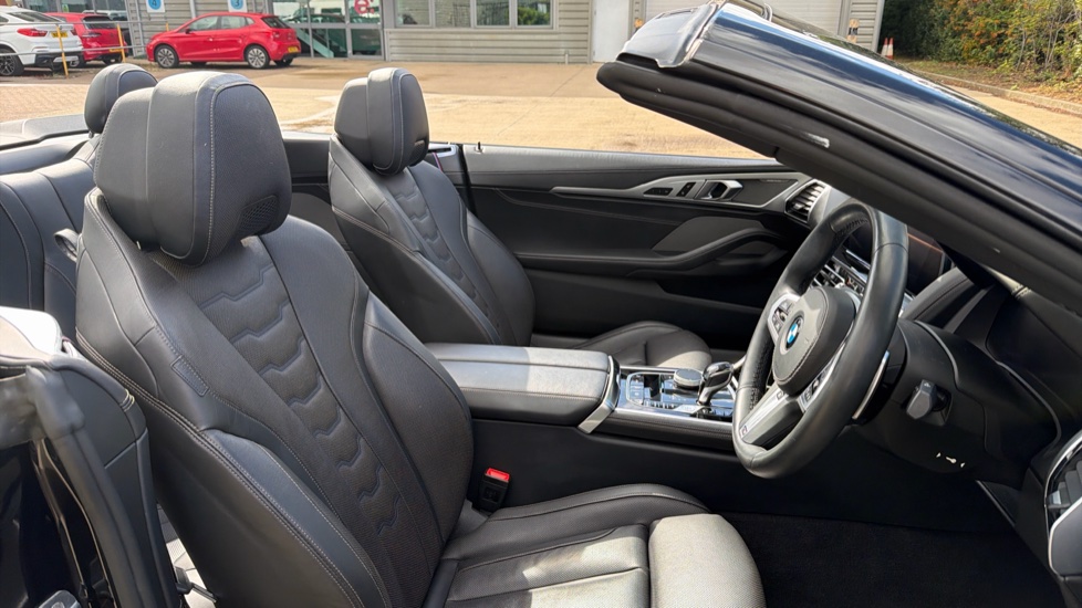 BMW 8 Series 840i sDrive 2dr Auto Petrol Convertible - Image 11