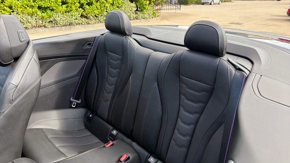BMW 8 Series 840i sDrive 2dr Auto Petrol Convertible - Image 12