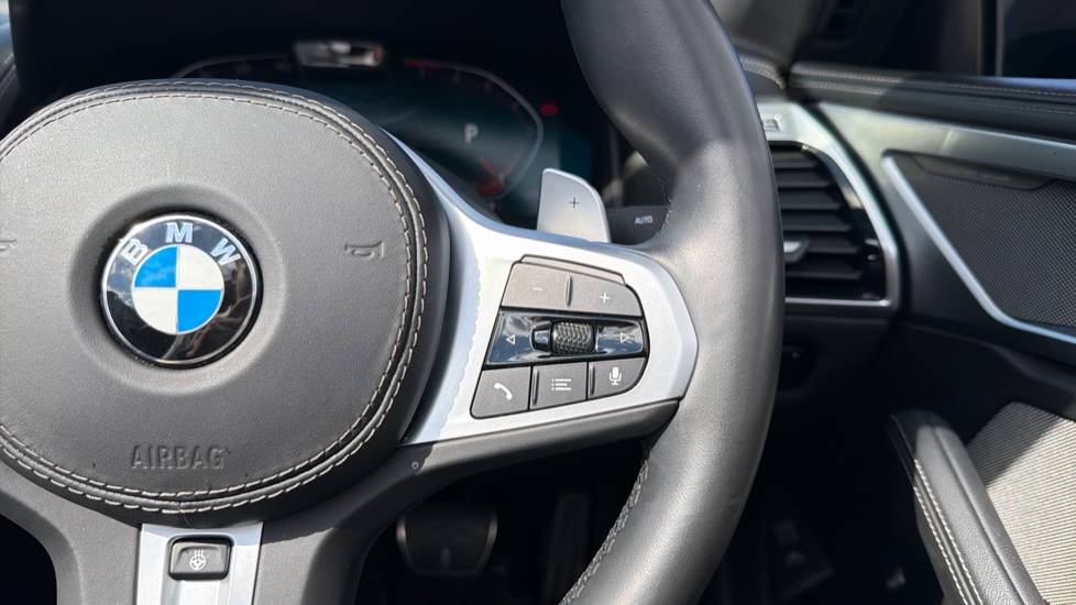 BMW 8 Series 840i sDrive 2dr Auto Petrol Convertible - Image 18