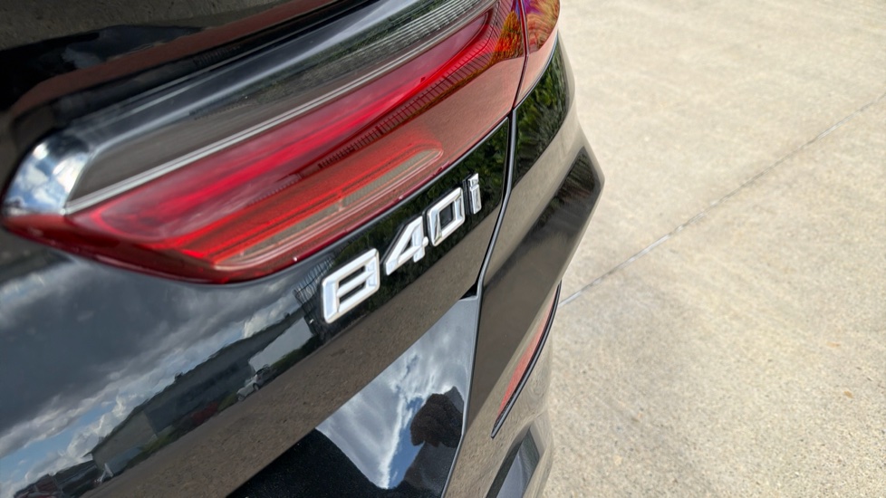 BMW 8 Series 840i sDrive 2dr Auto Petrol Convertible - Image 31