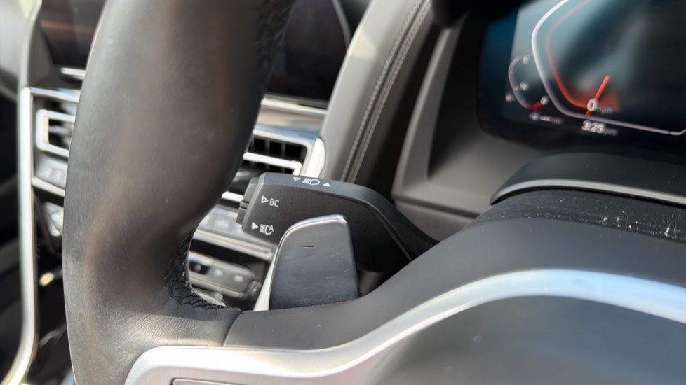 BMW 8 Series 840i sDrive 2dr Auto Petrol Convertible - Image 41