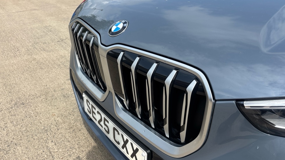 BMW X1 sDrive 20i MHT M Sport 5dr Step Auto Petrol Estate - Image 33