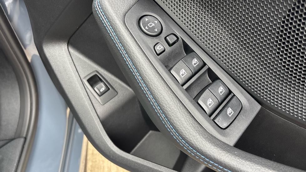 BMW 1 Series M135i xDrive 5dr Step Auto Petrol Hatchback - Image 37