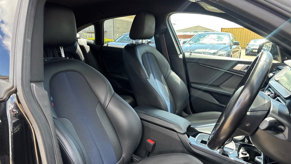 BMW 2 Series 218i [136] M Sport 4dr DCT Petrol Saloon - Image 11
