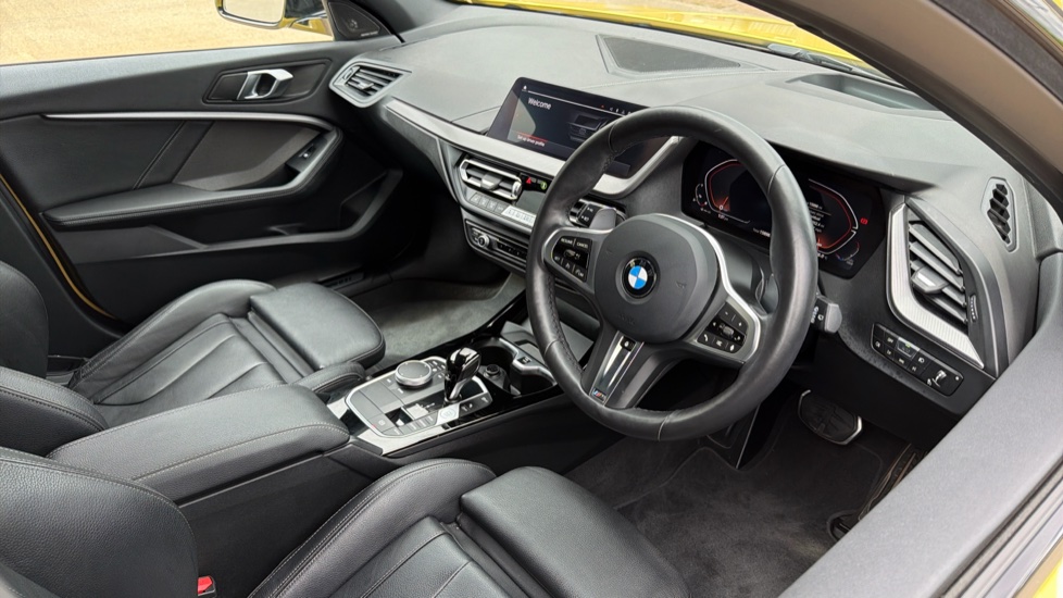 BMW 1 Series M135i xDrive 5dr Step Auto [Tech/Pro Pack] Petrol Hatchback - Image 6