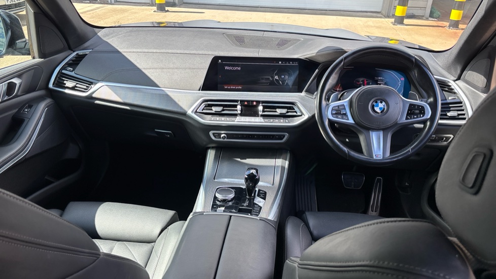BMW X5 xDrive30d MHT M Sport 5dr Auto Diesel Estate - Image 4