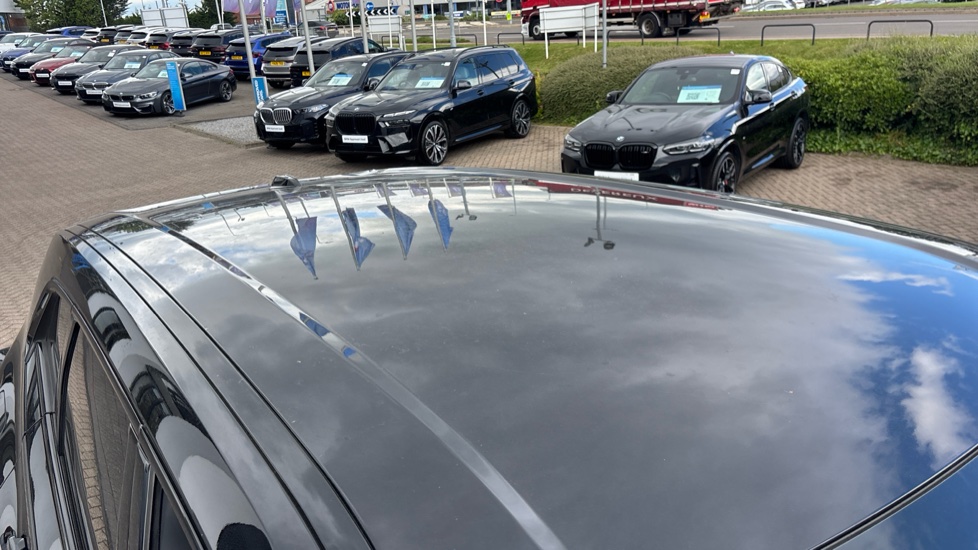 BMW XM 5dr Auto Estate - Image 21