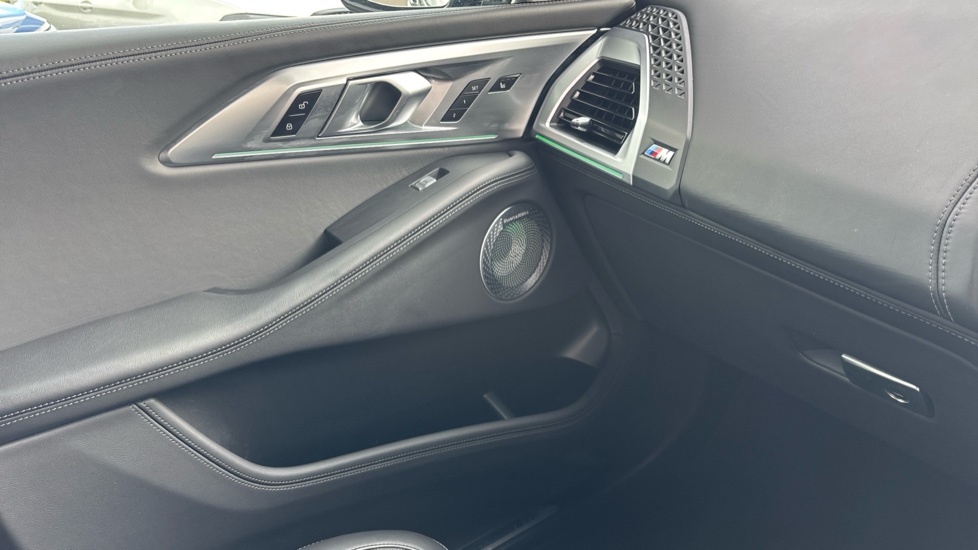 BMW XM 5dr Auto Estate - Image 51