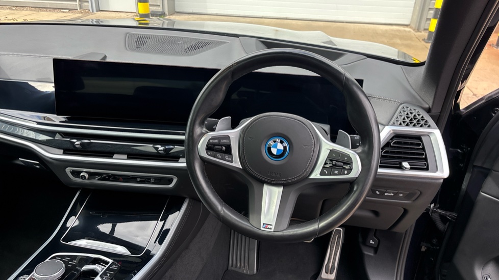 BMW X5 xDrive50e M Sport 5dr Auto Estate - Image 5