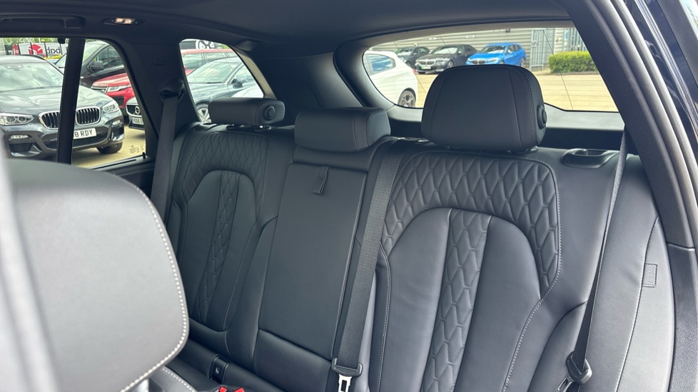 BMW X5 xDrive50e M Sport 5dr Auto Estate - Image 12