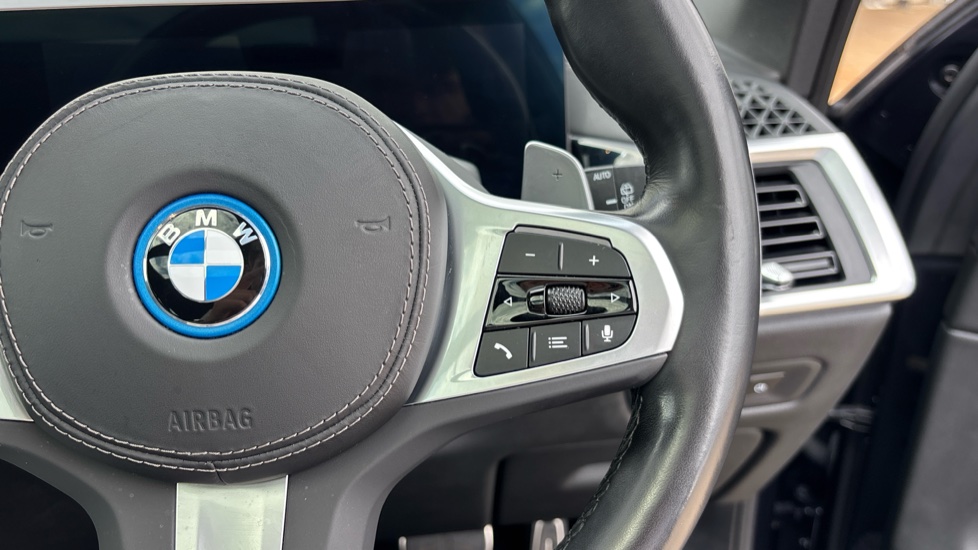 BMW X5 xDrive50e M Sport 5dr Auto Estate - Image 18