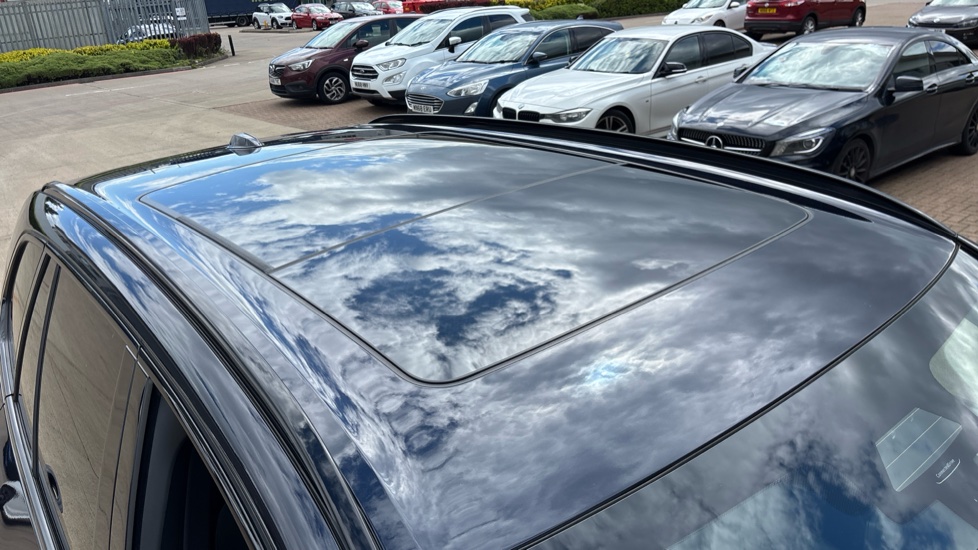 BMW X5 xDrive50e M Sport 5dr Auto Estate - Image 21