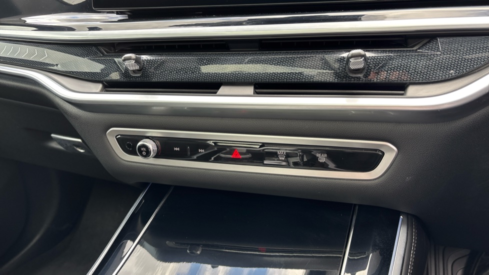 BMW X5 xDrive50e M Sport 5dr Auto Estate - Image 53