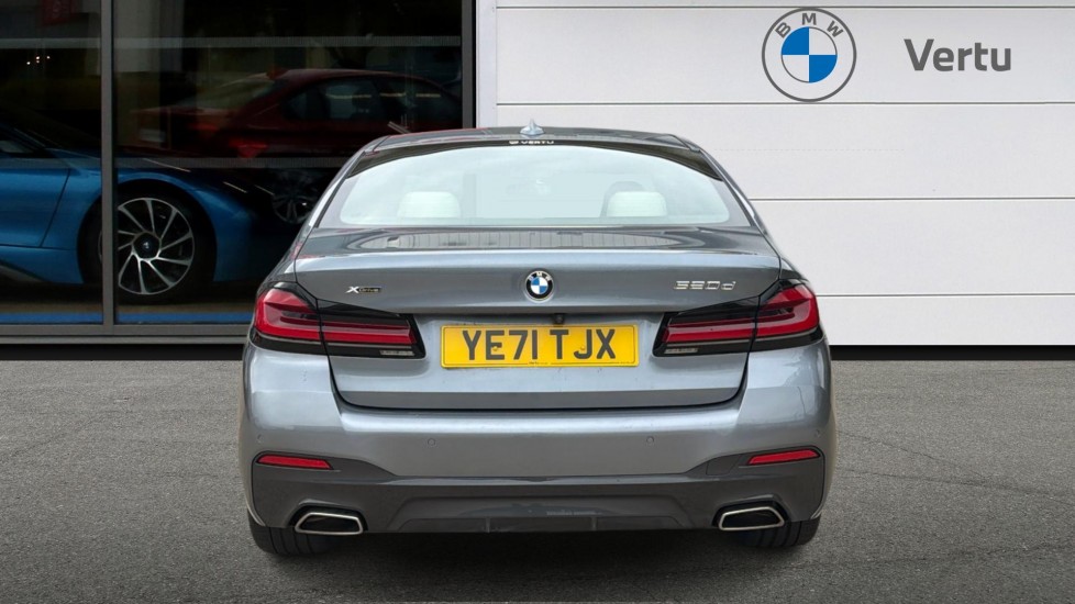 BMW 5 Series 520d xDrive MHT M Sport 4dr Step Auto Diesel Saloon - Image 15
