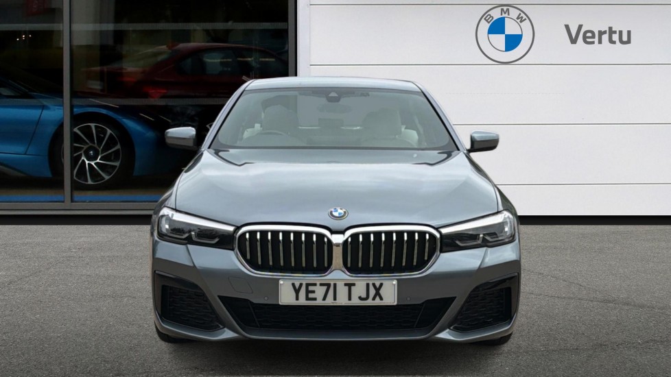 BMW 5 Series 520d xDrive MHT M Sport 4dr Step Auto Diesel Saloon - Image 16