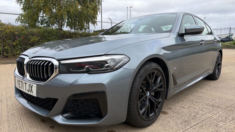 BMW 5 Series 520d xDrive MHT M Sport 4dr Step Auto Diesel Saloon - Image 24