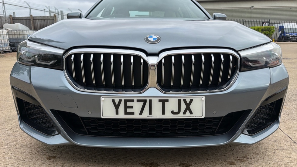 BMW 5 Series 520d xDrive MHT M Sport 4dr Step Auto Diesel Saloon - Image 25