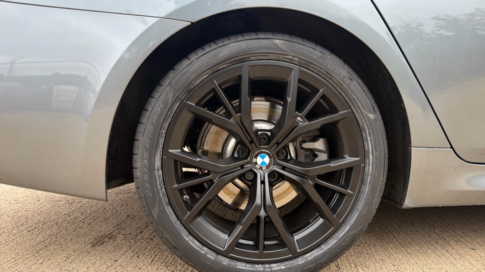 BMW 5 Series 520d xDrive MHT M Sport 4dr Step Auto Diesel Saloon - Image 33