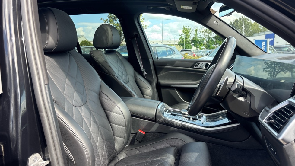 BMW X5 xDrive50e M Sport 5dr Auto [Tech/Pro Pack] Estate - Image 11