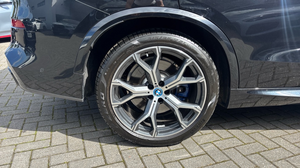 BMW X5 xDrive50e M Sport 5dr Auto [Tech/Pro Pack] Estate - Image 25
