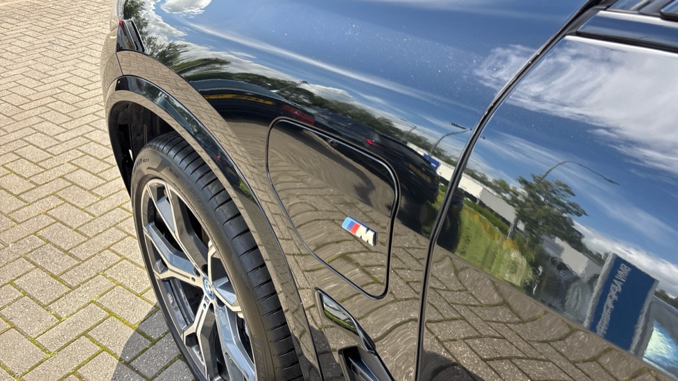 BMW X5 xDrive50e M Sport 5dr Auto [Tech/Pro Pack] Estate - Image 29