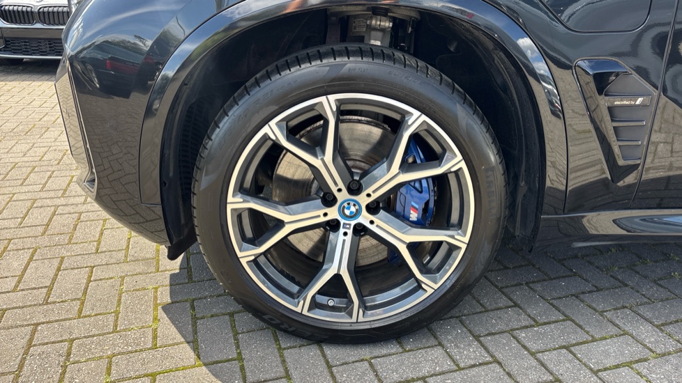 BMW X5 xDrive50e M Sport 5dr Auto [Tech/Pro Pack] Estate - Image 31
