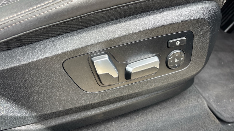 BMW X5 xDrive50e M Sport 5dr Auto [Tech/Pro Pack] Estate - Image 34
