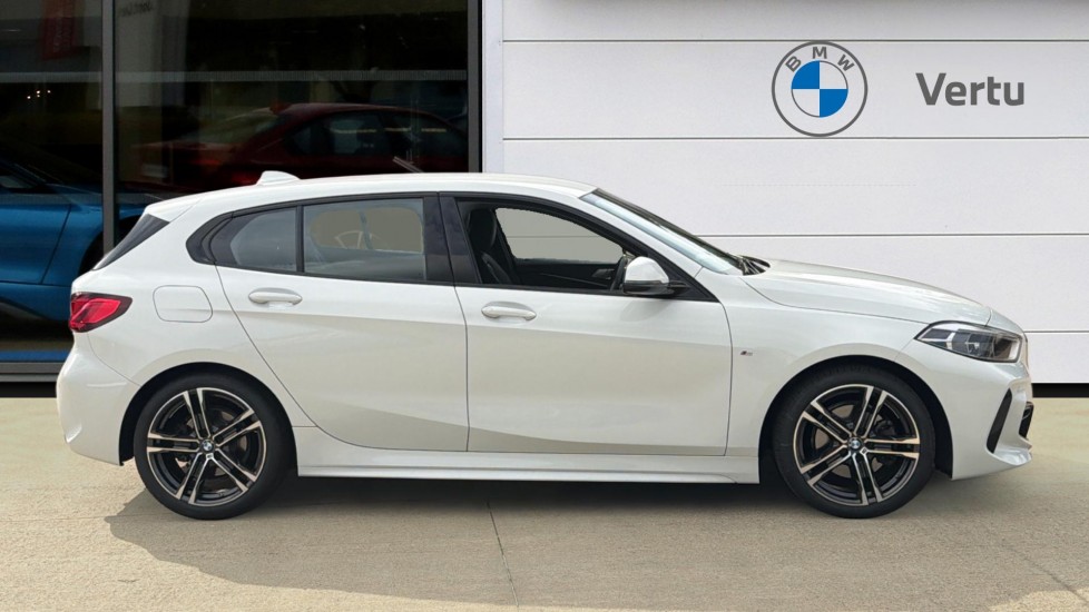 BMW 1 Series 118d M Sport 5dr Diesel Hatchback - Image 3