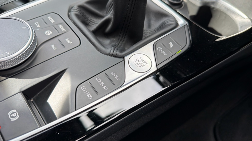 BMW 1 Series 118d M Sport 5dr Diesel Hatchback - Image 19