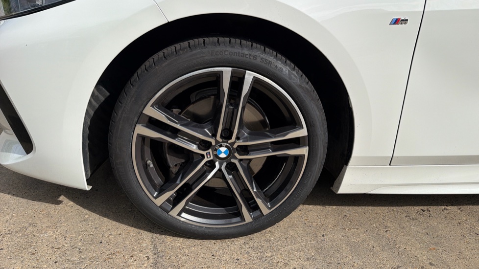 BMW 1 Series 118d M Sport 5dr Diesel Hatchback - Image 27
