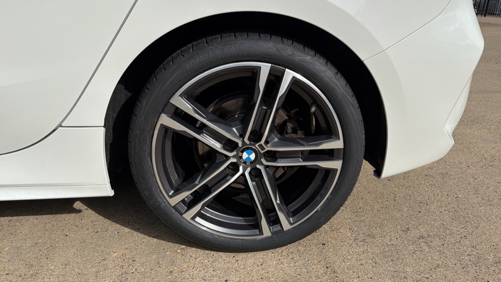 BMW 1 Series 118d M Sport 5dr Diesel Hatchback - Image 30