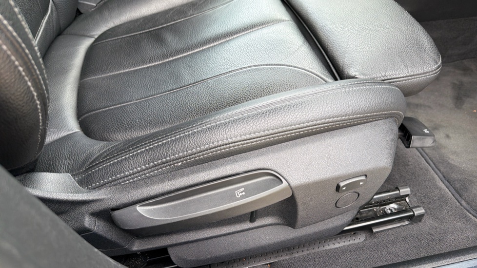 BMW 1 Series 118d M Sport 5dr Diesel Hatchback - Image 37