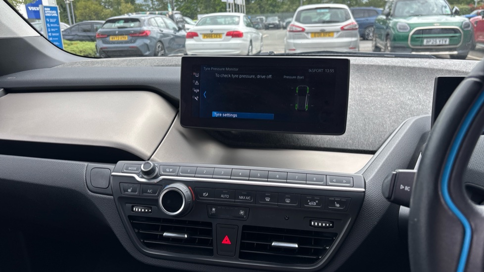 BMW i3 125kW 42kWh 5dr Auto Electric Hatchback - Image 45