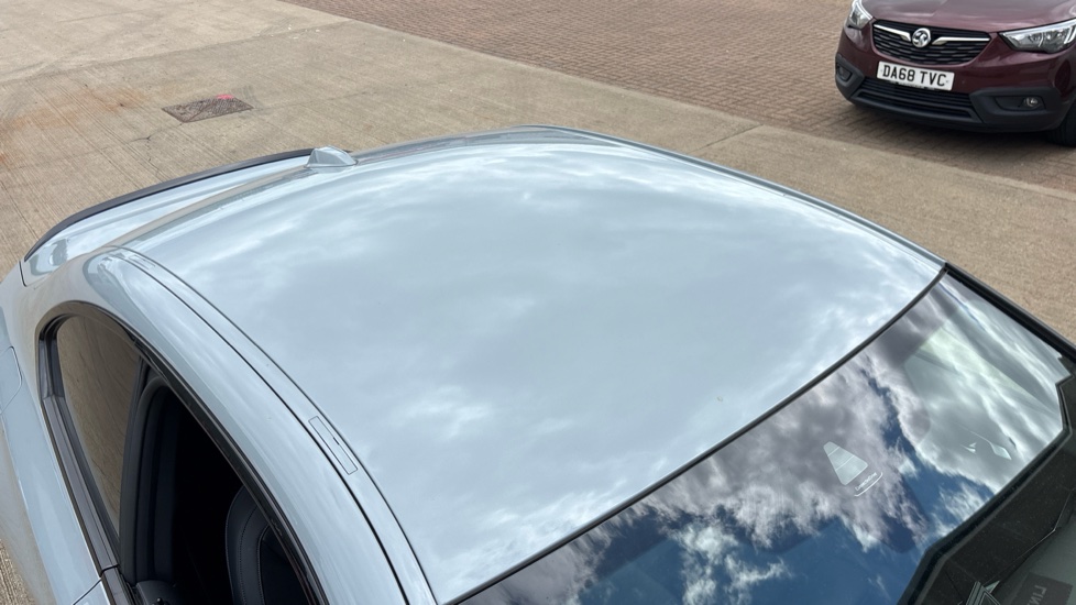 BMW 2 Series 220i M Sport 2dr Step Auto [Tech+/Pro Pack] Petrol Coupe - Image 21